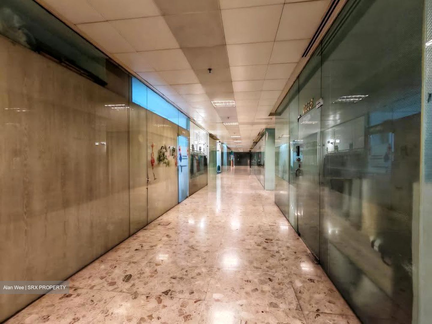 Concorde Shopping Centre (D3), Retail #614445921
